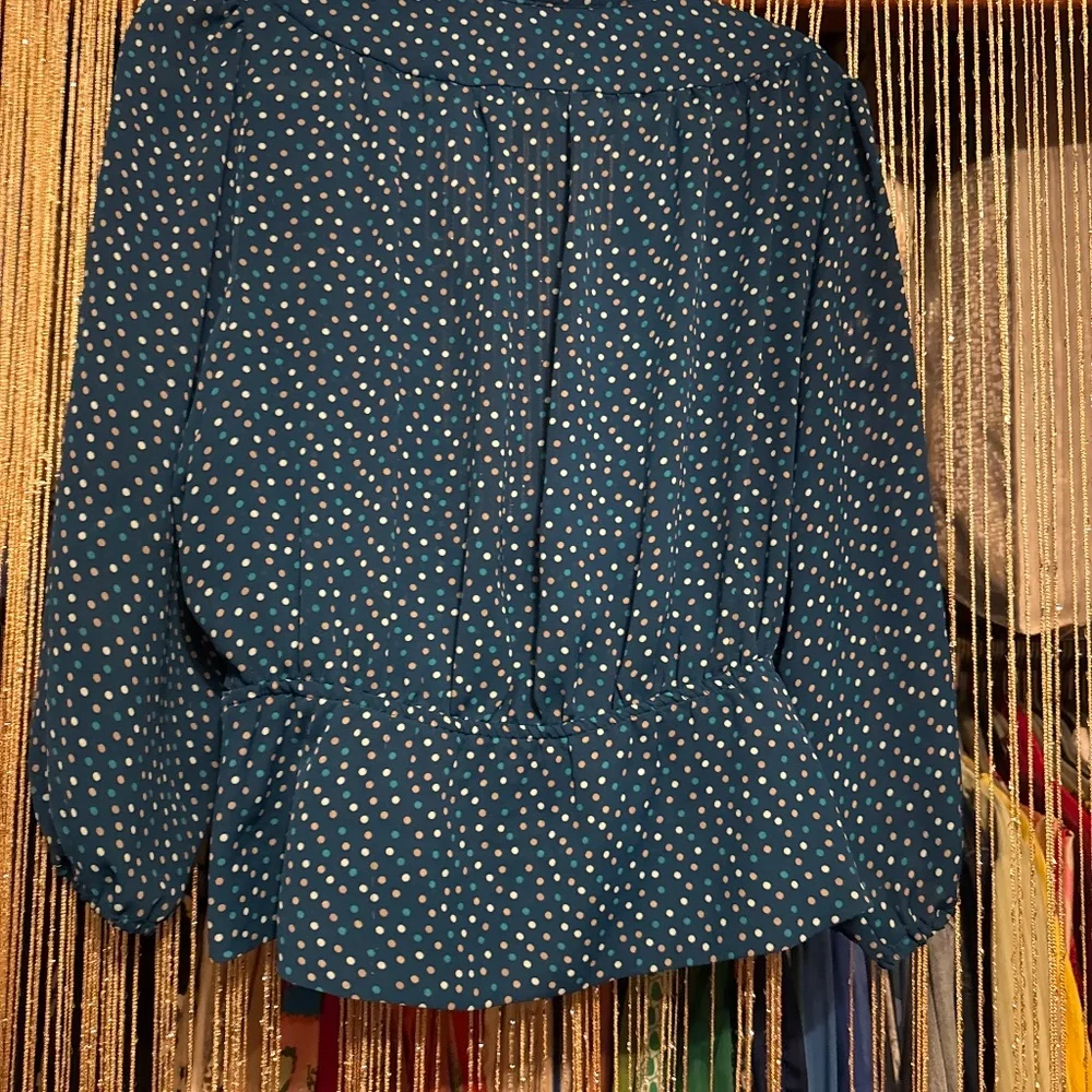 Top - Picture 4 of 6